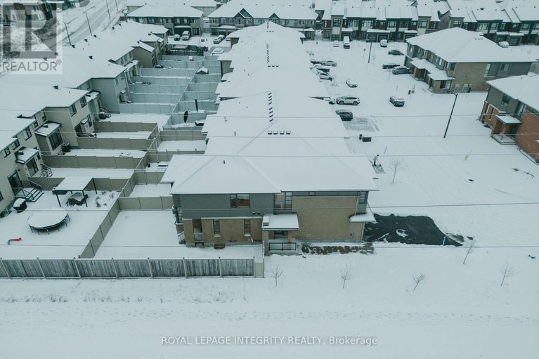 29214068/900-chipping-circle-s/riverside-southgloucester-glen/ottawa/ontario/K4M0E7_44