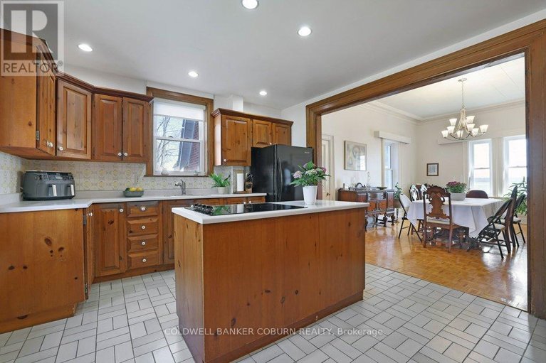 29456139/81-lakeshore-drive/morrisburg/south-dundas/ontario/K0C1X0_13