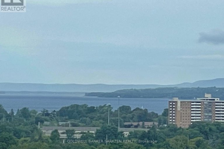 28772841/1215-80-sandcastle-drive/leslie-park/ottawa/ontario/K2H9E7_2