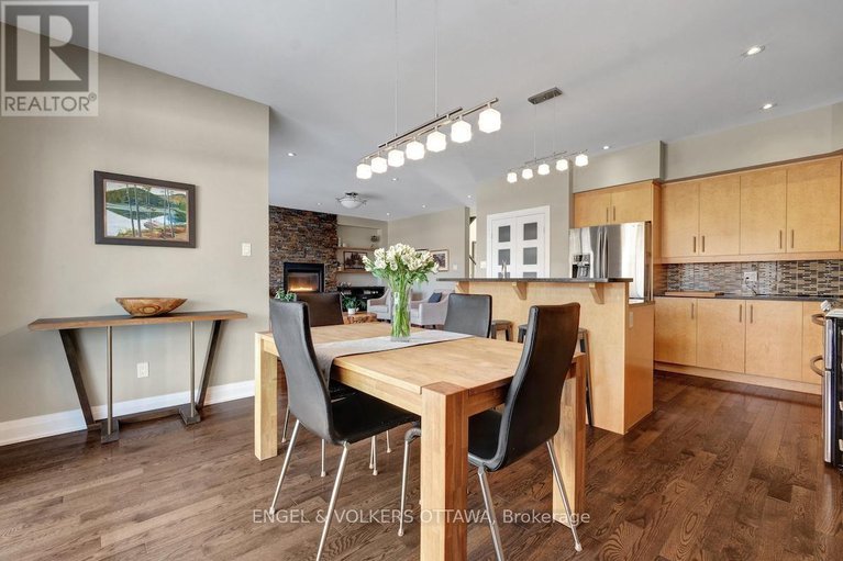 29353199/3681-eureka-avenue-e/blossom-parkleitrim/ottawa/ontario/K1T1L5_14