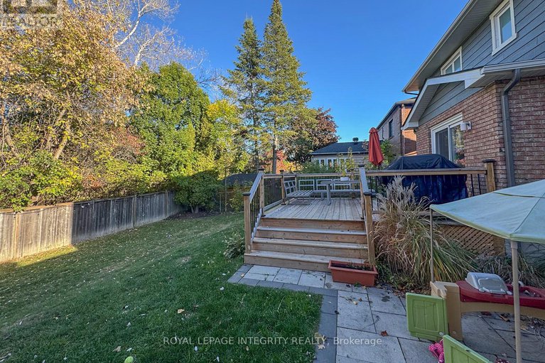 28979625/1055-plante-drive/hunt-clubwestern-community/ottawa/ontario/K1V9E5_37