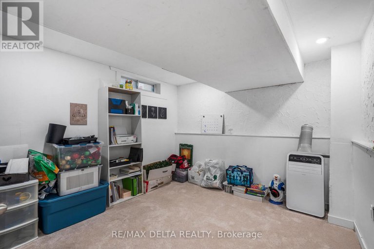 28534404/8-2296-orient-park-drive/blackburn-hamlet-south/ottawa/ontario/K1B4N6_6