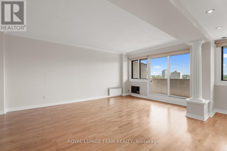 28417377/1508-40-landry-street/vanier/ottawa/ontario/K1L8K4_13