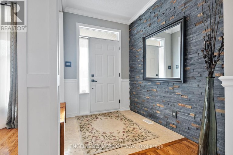 29155937/823-scala-avenue/notting-hillsummerside/ottawa/ontario/K4A4M2_2