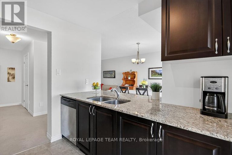 29421275/126-grenadine-street/stittsville-north/ottawa/ontario/K2S0P1_21