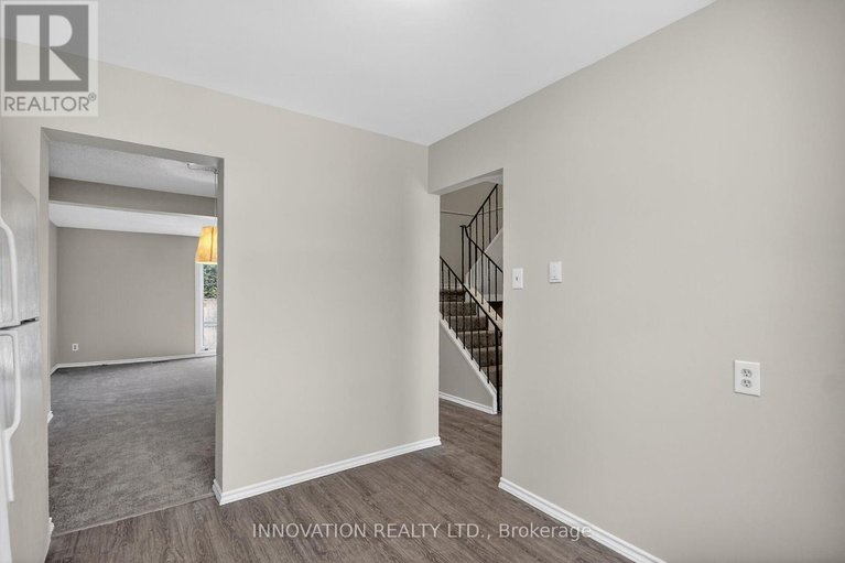 29490132/5-2336-orient-park-drive-e/blackburn-hamlet-south/ottawa/ontario/K1B4N5_25
