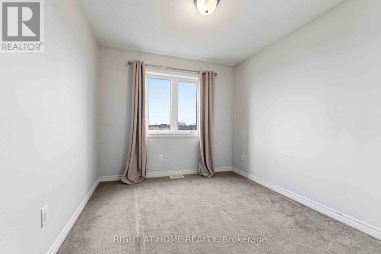 29608682/404-edgevalley-court/stittsville-north/ottawa/ontario/K2S2R3_30