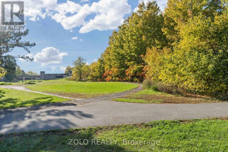 29640320/501-2759-carousel-crescent/emerald-woodssawmill-creek/ottawa/ontario/K1T2N5_6