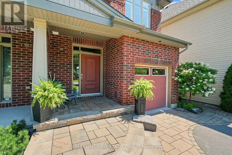 28645082/32-mccooeye-lane/stittsville-central/ottawa/ontario/K2S1B9_2