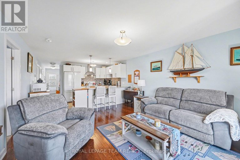 29633670/442-arora-crescent/winchester/north-dundas/ontario/K0C2K0_4