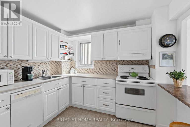 29258293/906-1171-ambleside-drive/woodroffe/ottawa/ontario/K2B8C8_14