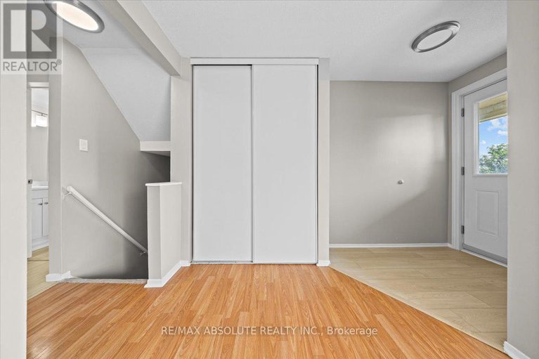 28622450/69a-750-st-andre-drive/hiawatha-parkconvent-glen/ottawa/ontario/K1C4S2_8