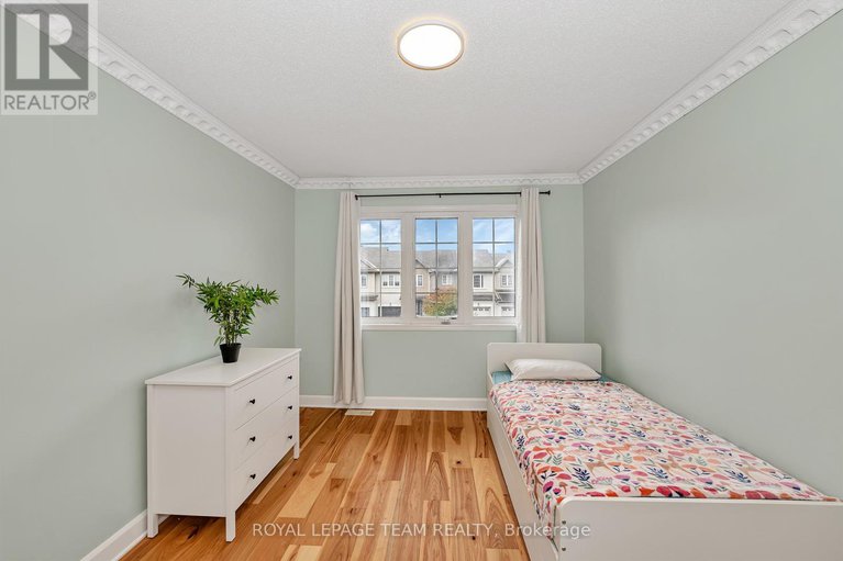 28967262/430-haresfield-court/riverside-southgloucester-glen/ottawa/ontario/K4M0B6_26