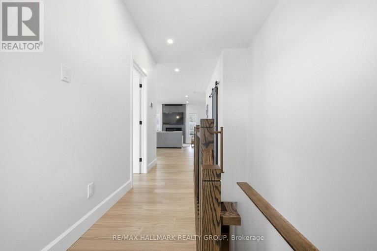 29467003/21-maxime-court/clarencerockland-twp/clarence-rockland/ontario/K0A2A0_12