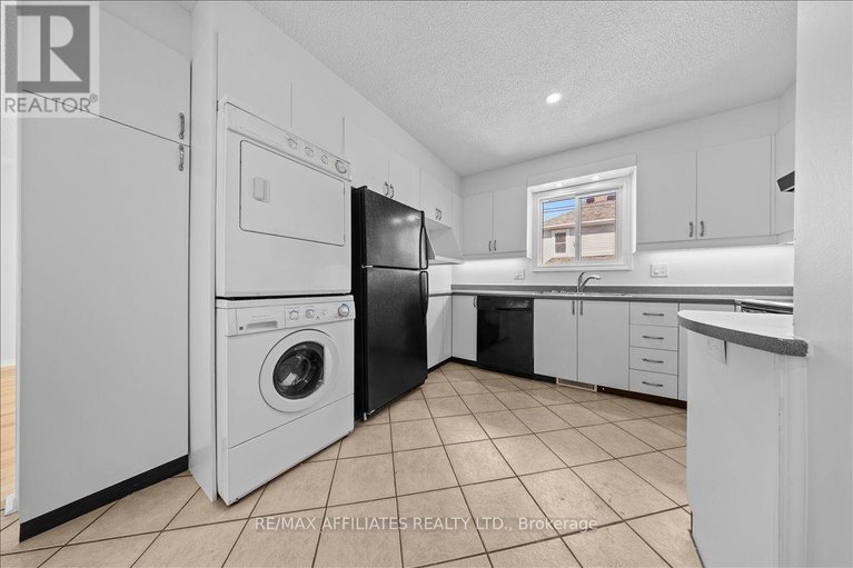 28883250/782-powers-street/town-of-rockland/clarence-rockland/ontario/K4K1L5_11