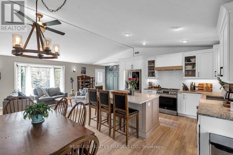 28797295/4239-county-rd-11-road/south-stormont-osnabruck-twp/south-stormont/ontario/K7R3L2_16