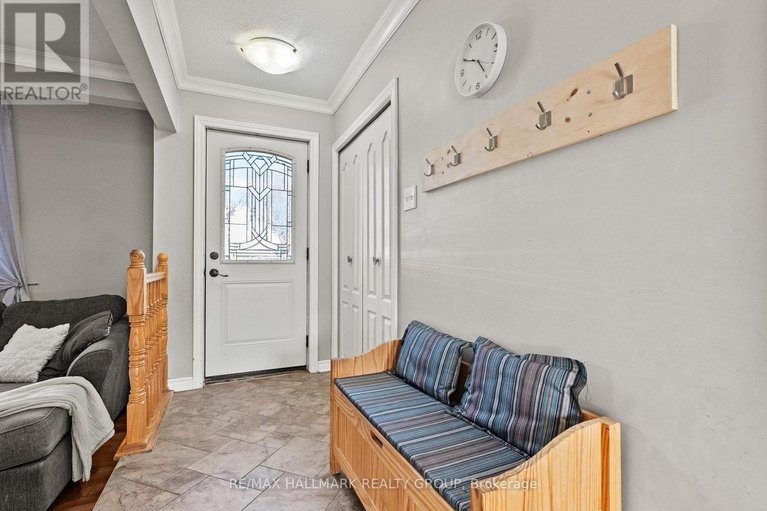 29670827/15-elm-avenue/village-of-russell/russell/ontario/K4R1B3_3