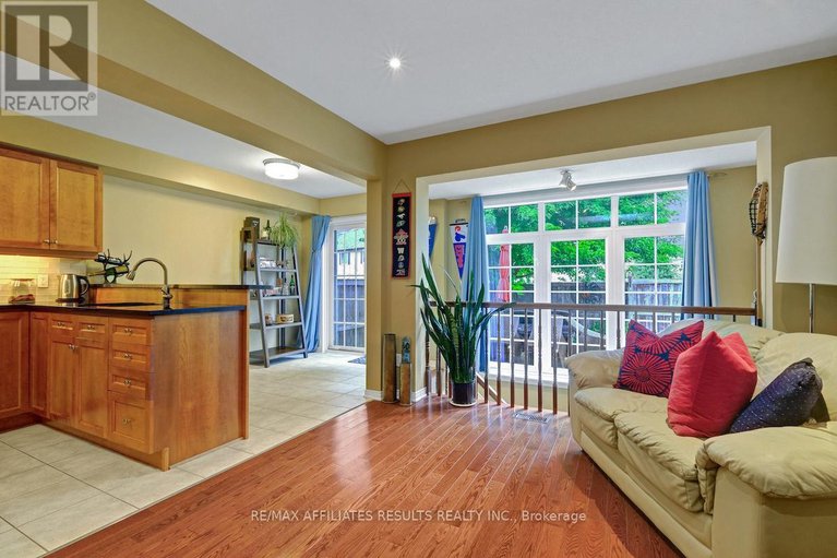 28577158/310-silbrass-private/stonebridge/ottawa/ontario/K2J5M5_11
