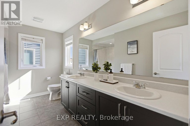 29644619/652-continental-avenue/emerald-meadowstrailwest/ottawa/ontario/K2V0R1_21