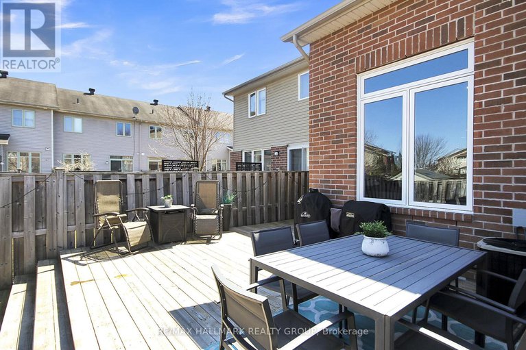 28187901/307-royal-fern-way/riverside-southgloucester-glen/ottawa/ontario/K1V2K7_39