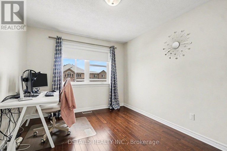 29483719/112-whispering-winds-street/mer-bleuebradley-estatesanderson-park/ottawa/ontario/K1W0B7_21