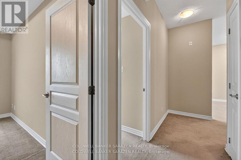 29497411/1105-100-roger-guindon-avenue/riverview-park/ottawa/ontario/K1G3Z7_26