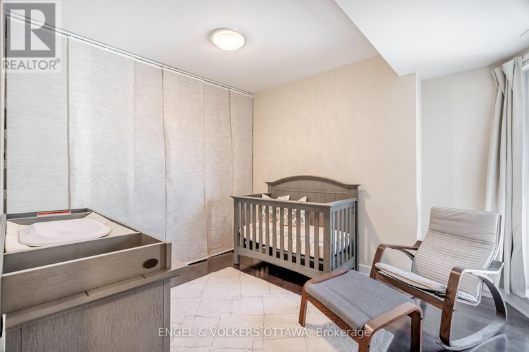 28860851/707-40-nepean-street/ottawa-centre/ottawa/ontario/K2P0X5_16