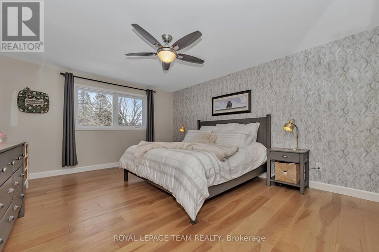 28131052/129-ridgeview-drive/carp/ottawa/ontario/K0A1L0_21