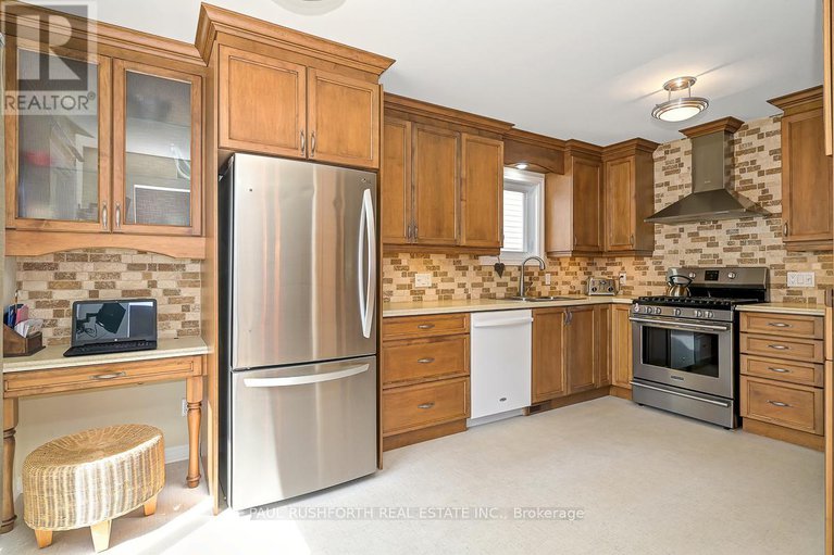 29034505/1853-sunland-drive/fallingbrookgardenway-south/ottawa/ontario/K4A3S8_3