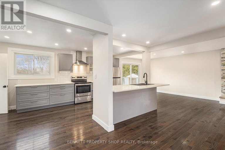28217107/6723-cedar-acres-drive/greely/ottawa/ontario/K4P1G4_8