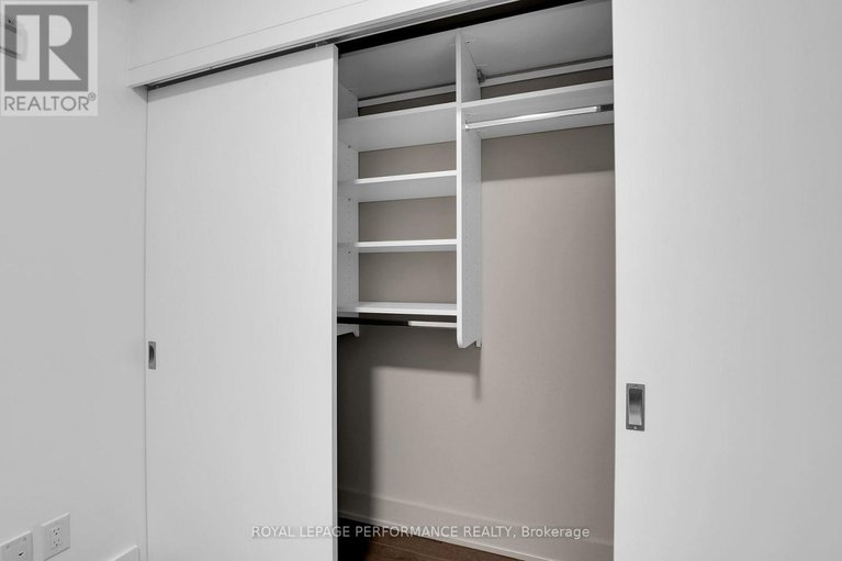 29456392/413-88-richmond-road/westborohampton-park/ottawa/ontario/K1Z0B1_10