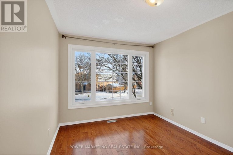 29154682/6410-sablewood-place/chapel-hill/ottawa/ontario/K1C7L7_15