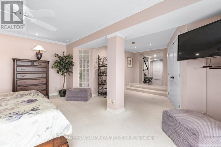 29074508/1-rideau-glen-drive/rideau-heightsashdalerideau-glen/ottawa/ontario/K2C3H1_33