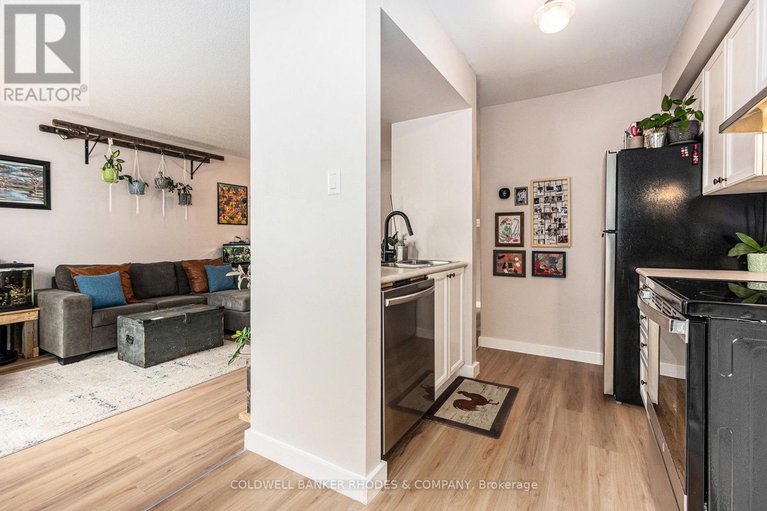 28359758/827-maley-street/kemptville/north-grenville/ontario/K0G1J0_10