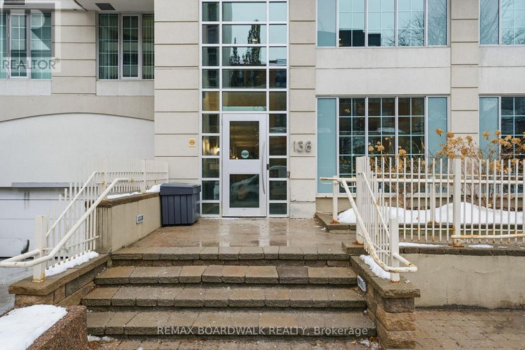 29237986/908-138-somerset-street-w/ottawa-centregolden-triangle/ottawa/ontario/K2P0A3_1