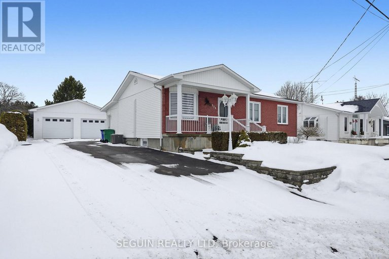 28998190/114-stanley-avenue/vankleek-hill/champlain/ontario/K0B1R0_1