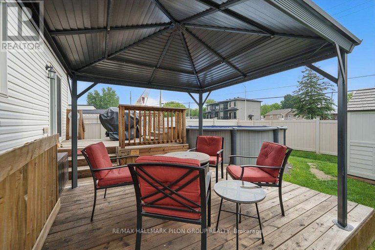 28477284/637-robert-street/town-of-rockland/clarence-rockland/ontario/K4K0J8_26