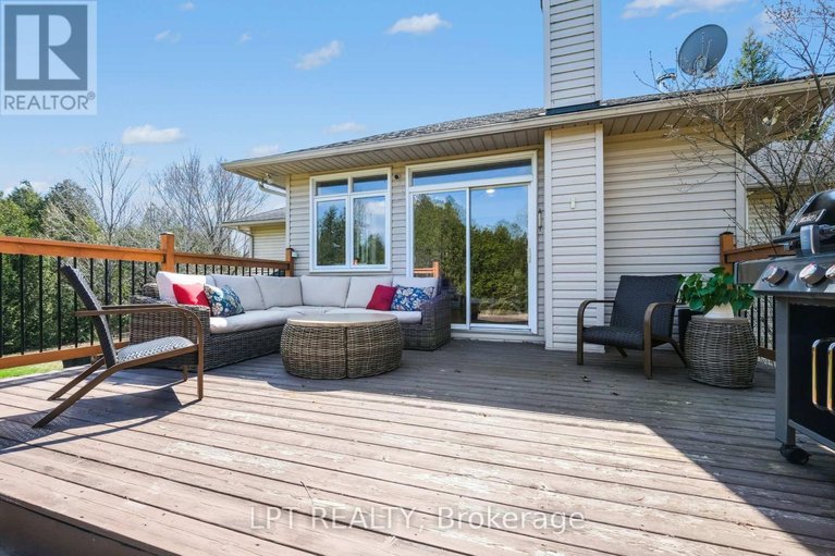 29665088/8297-nashdale-drive/osgoode-twp-north-of-reg-rd-6/ottawa/ontario/K0A2P0_32