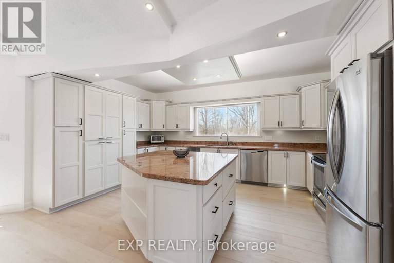 28699876/6974-bank-street/greely/ottawa/ontario/K0A2P0_16