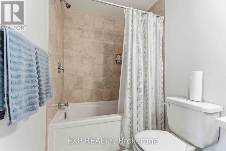 29486773/542-filly-terrace/goulbourn-twp-from-franktown-rdsouth-to-rideau/ottawa/ontario/K0A2Z0_30