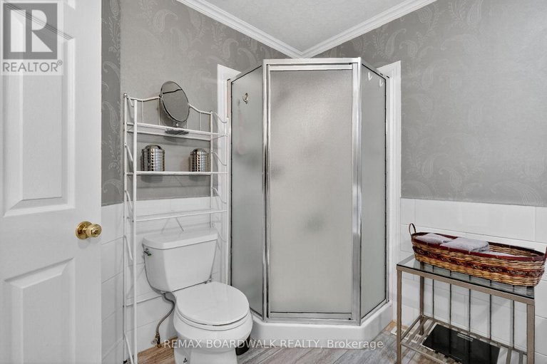 29678425/42-college-circle/castle-heights/ottawa/ontario/K1K4R8_28