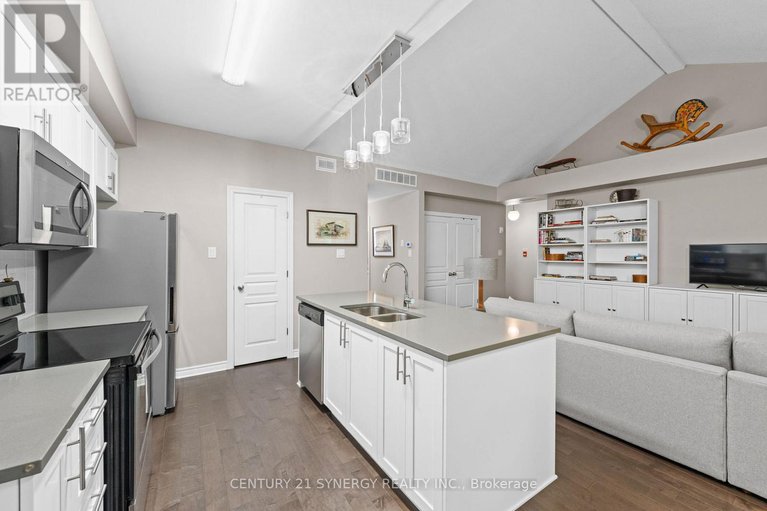 28921080/h-1030-beryl-private/riverside-southgloucester-glen/ottawa/ontario/K1V2M4_17