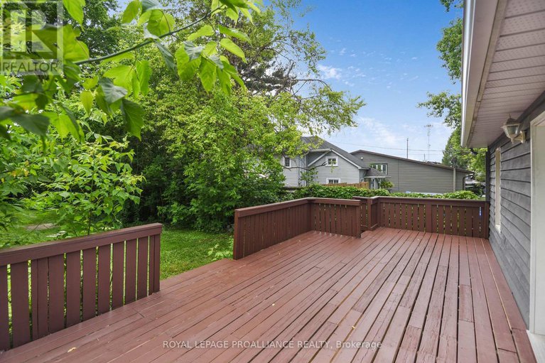 28482324/11-broadway-avenue/brockville/brockville/ontario/K6V1T9_32
