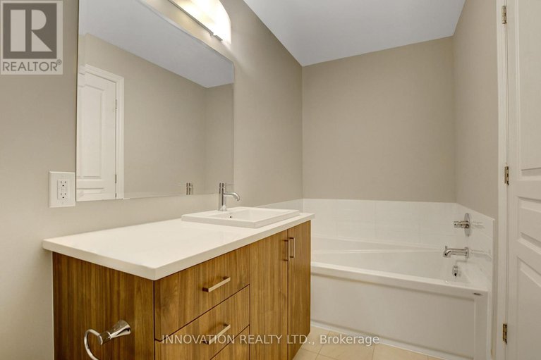 28255920/470-markdale-terrace/riverside-southgloucester-glen/ottawa/ontario/K1X0B5_31