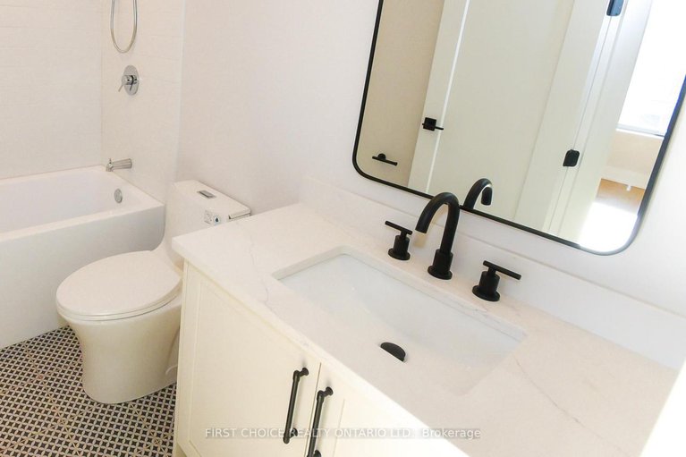 29315751/29-third-avenue/glebe/ottawa/ontario/K1S2J5_34