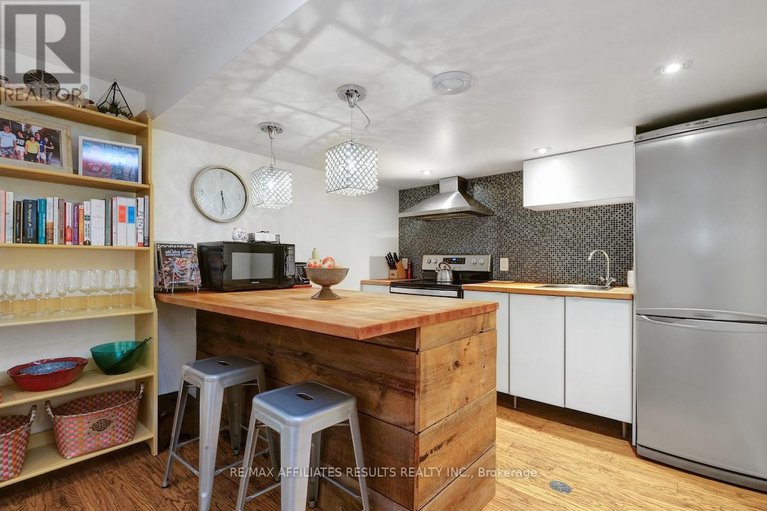 28809454/5-tiffany-crescent/beaverbrook/ottawa/ontario/K2K1W1_33