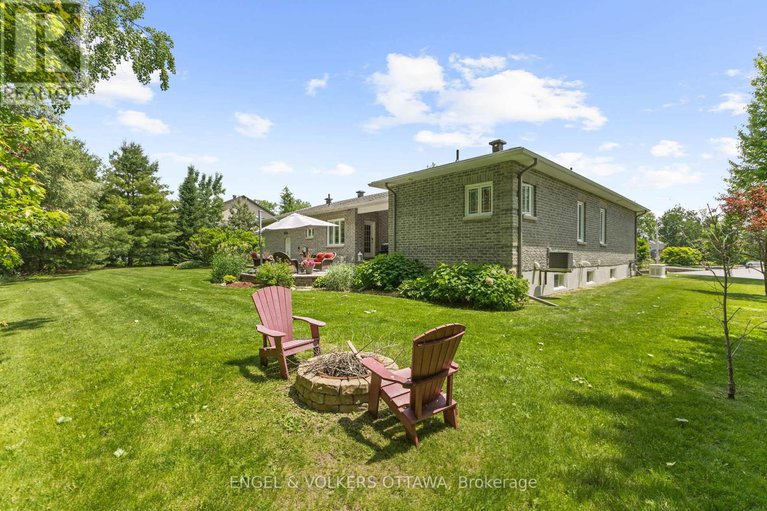 28610474/6957-lake-forest-walk/greely/ottawa/ontario/K4P0A3_36