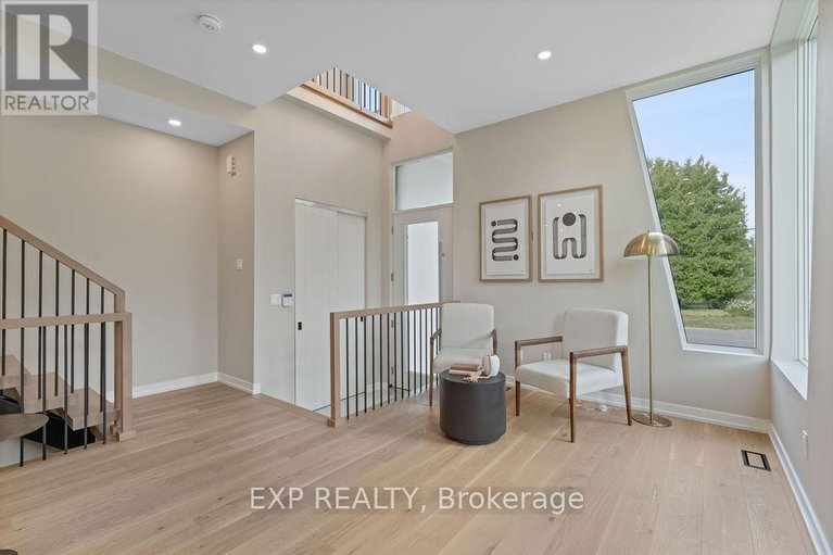 28843557/630-tweedsmuir-avenue/westborohampton-park/ottawa/ontario/K1Z5P5_3