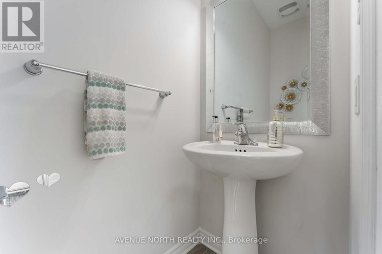 29411567/320-grackle-street/blossom-parkkemp-parkfindlay-creek/ottawa/ontario/K1X0G6_19