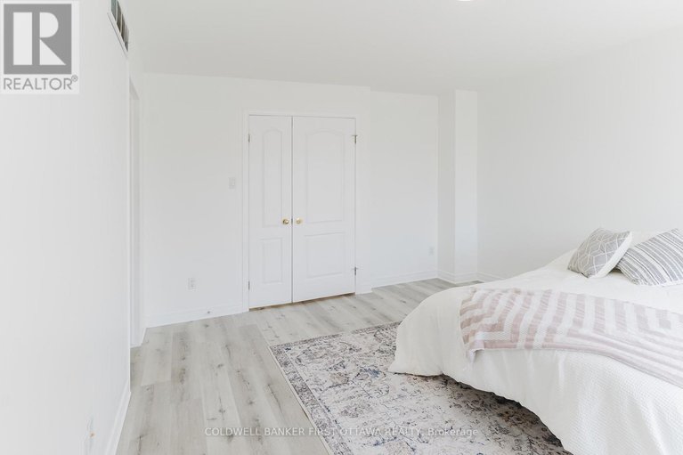 28463814/204-windhurst-drive/barrhaven-east/ottawa/ontario/K2G6H9_25